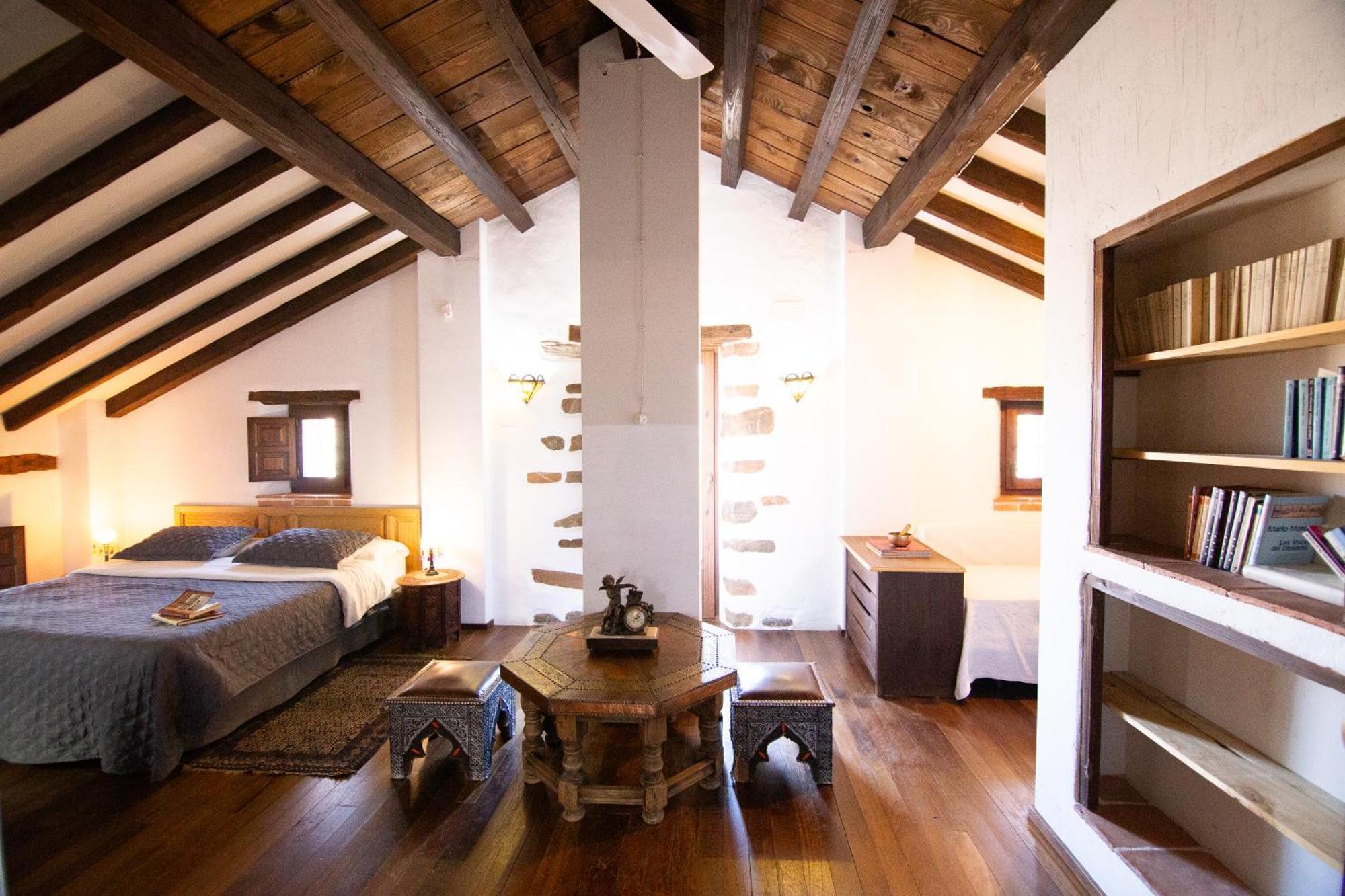 Cortijo Arbolitos, Casa Compartida * Guejar Sierra