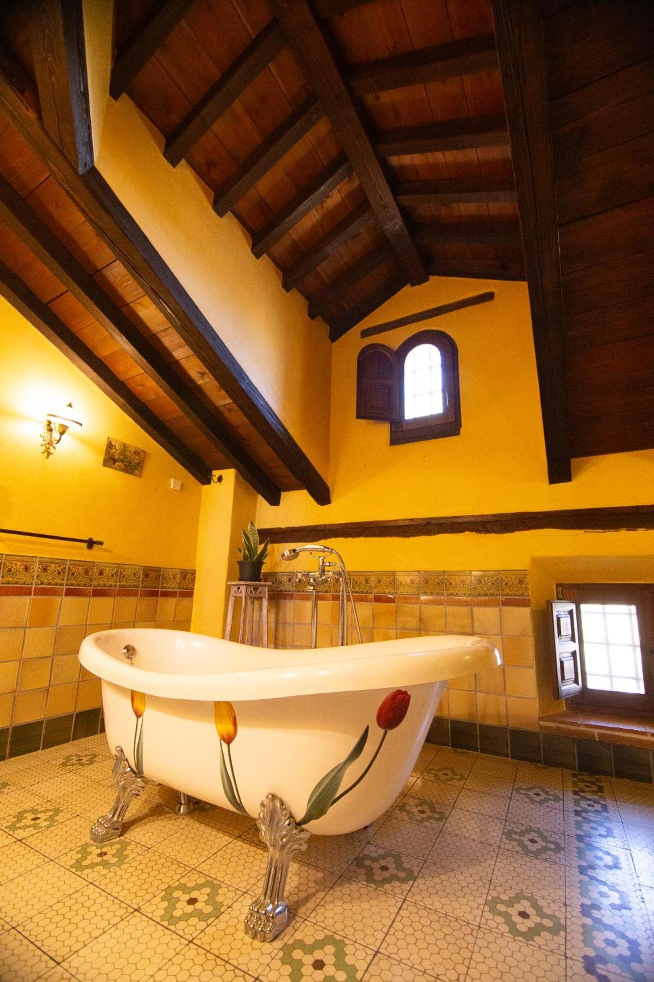 Cortijo Arbolitos, Casa Compartida * Guejar Sierra