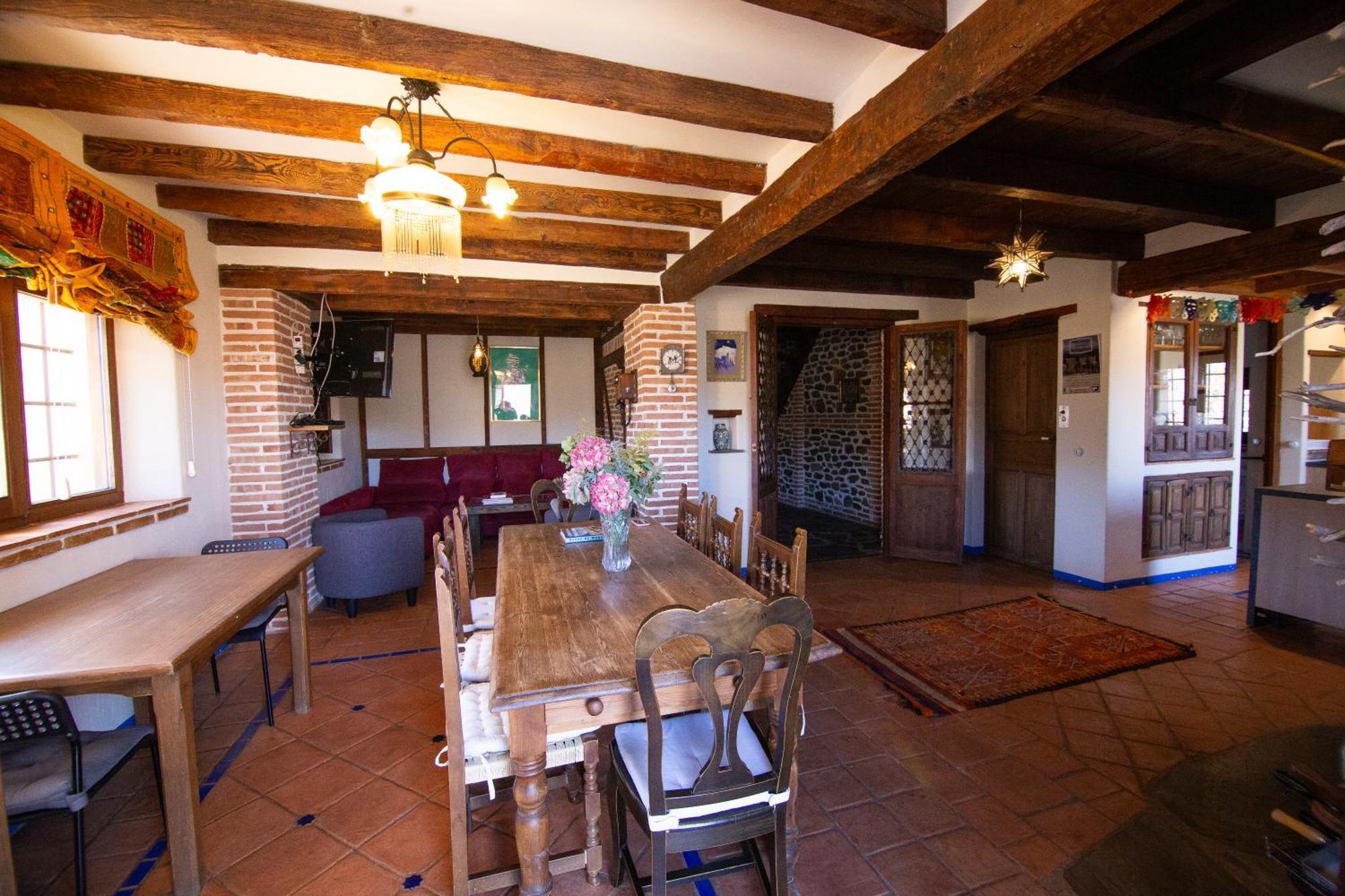Cortijo Arbolitos, Casa Compartida * Guejar Sierra