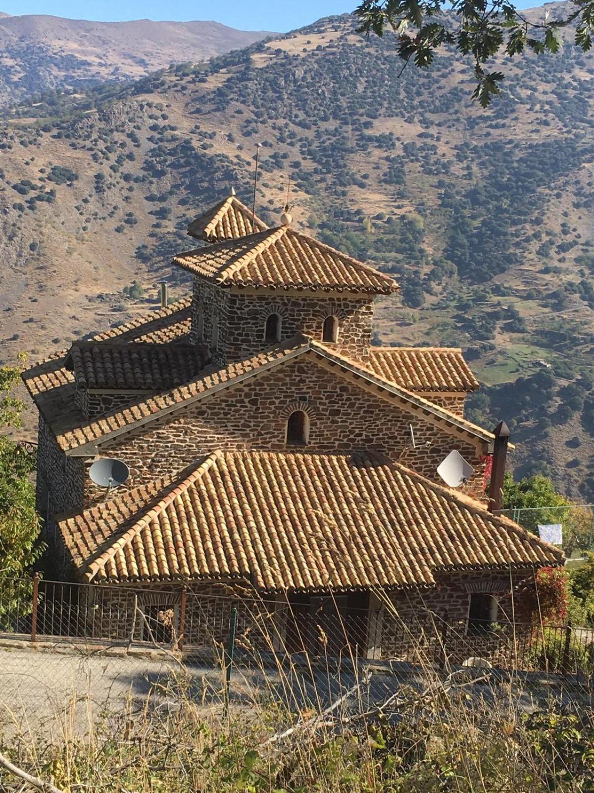 Cortijo Arbolitos, Casa Compartida * Guejar Sierra